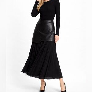 The Kinty Black & Cream Avant-garde Leather Pleated Skirt